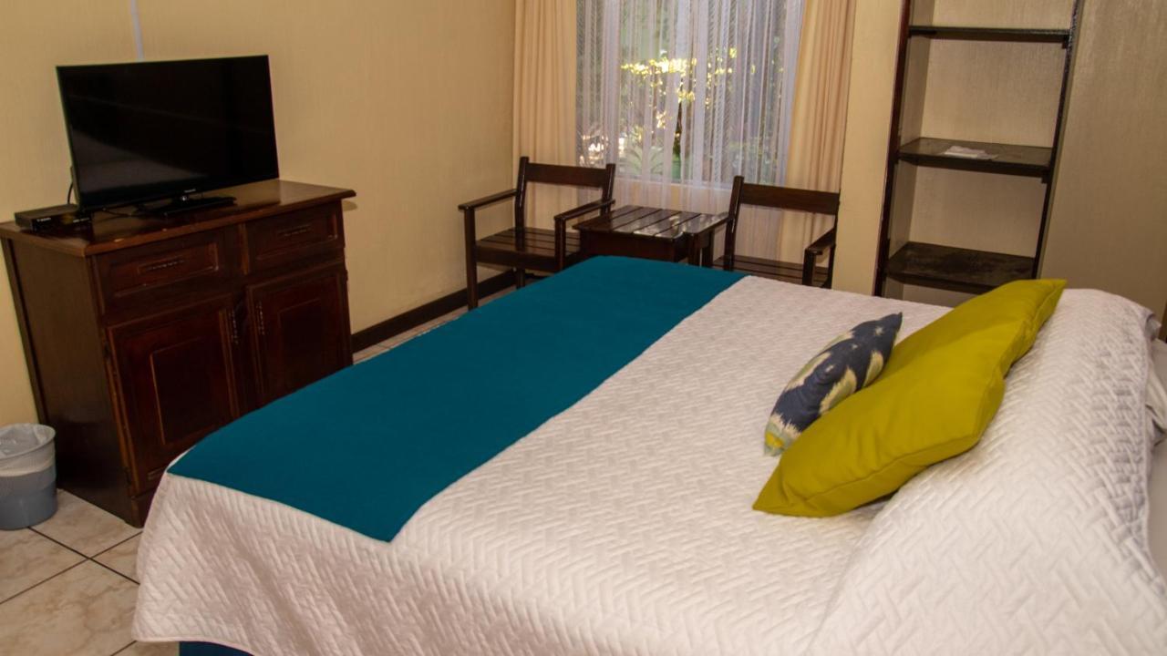 Resort Y Parque Acuatico Valle Dorado El Rosario Eksteriør bilde