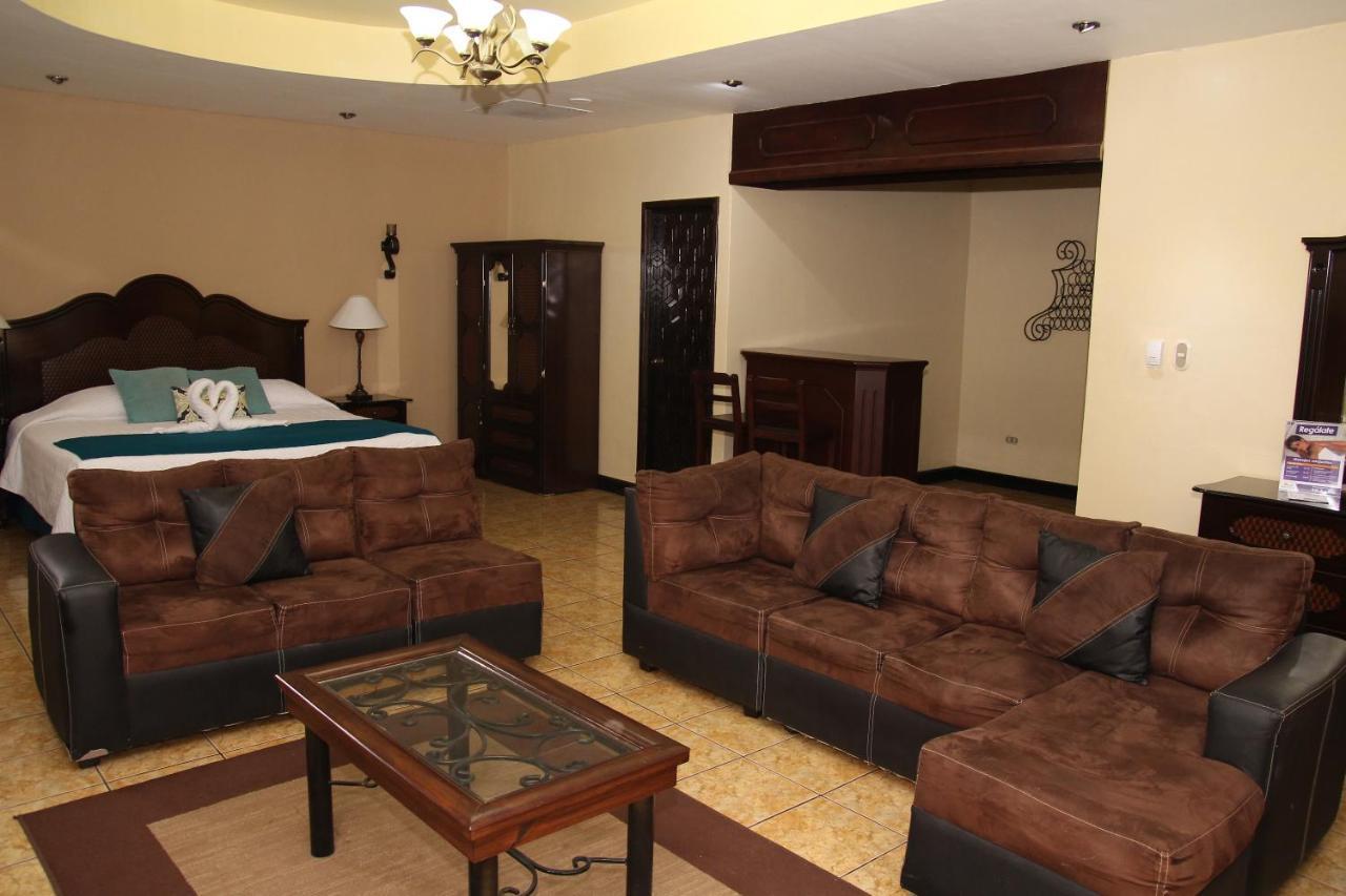 Resort Y Parque Acuatico Valle Dorado El Rosario Eksteriør bilde